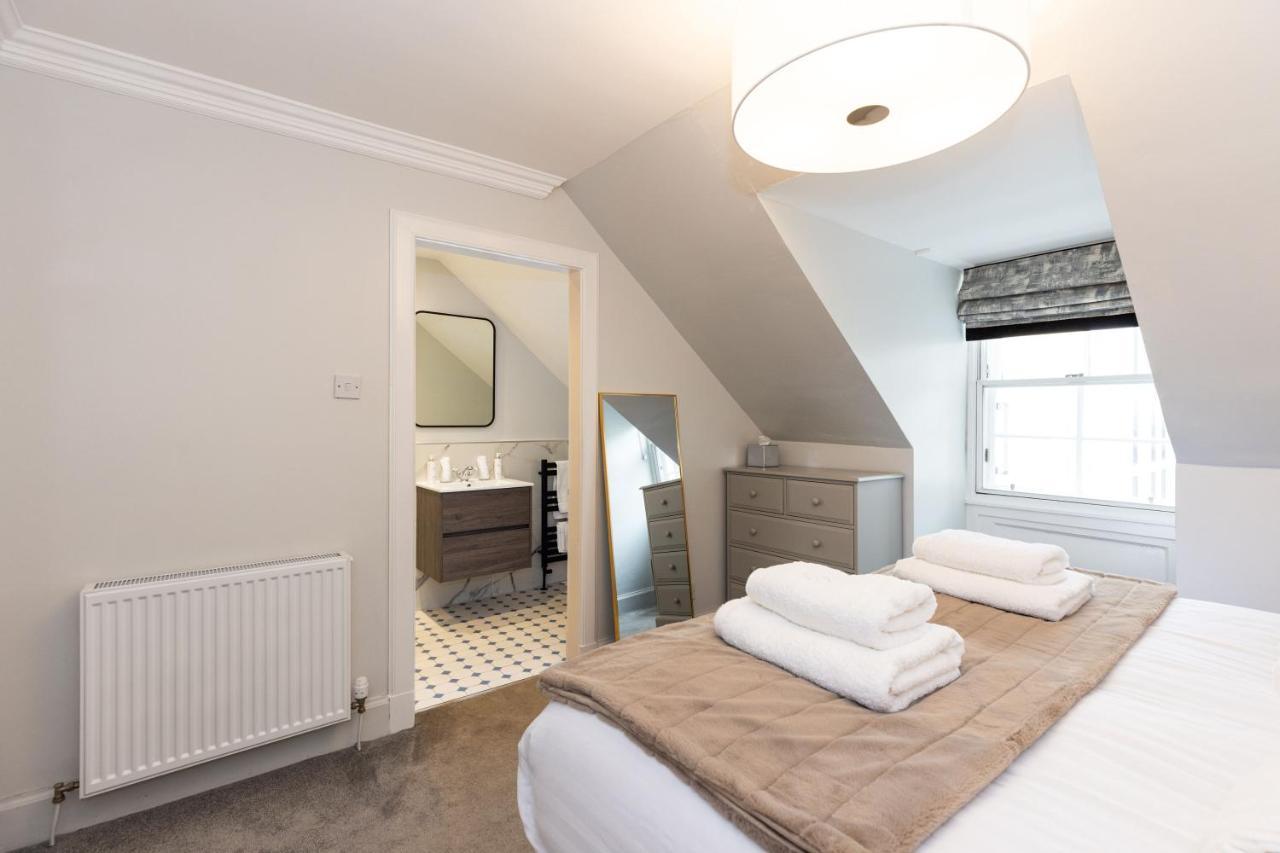 Righ Properties - Luxurious City Centre Three Bedroom Apartment Единбург Екстер'єр фото