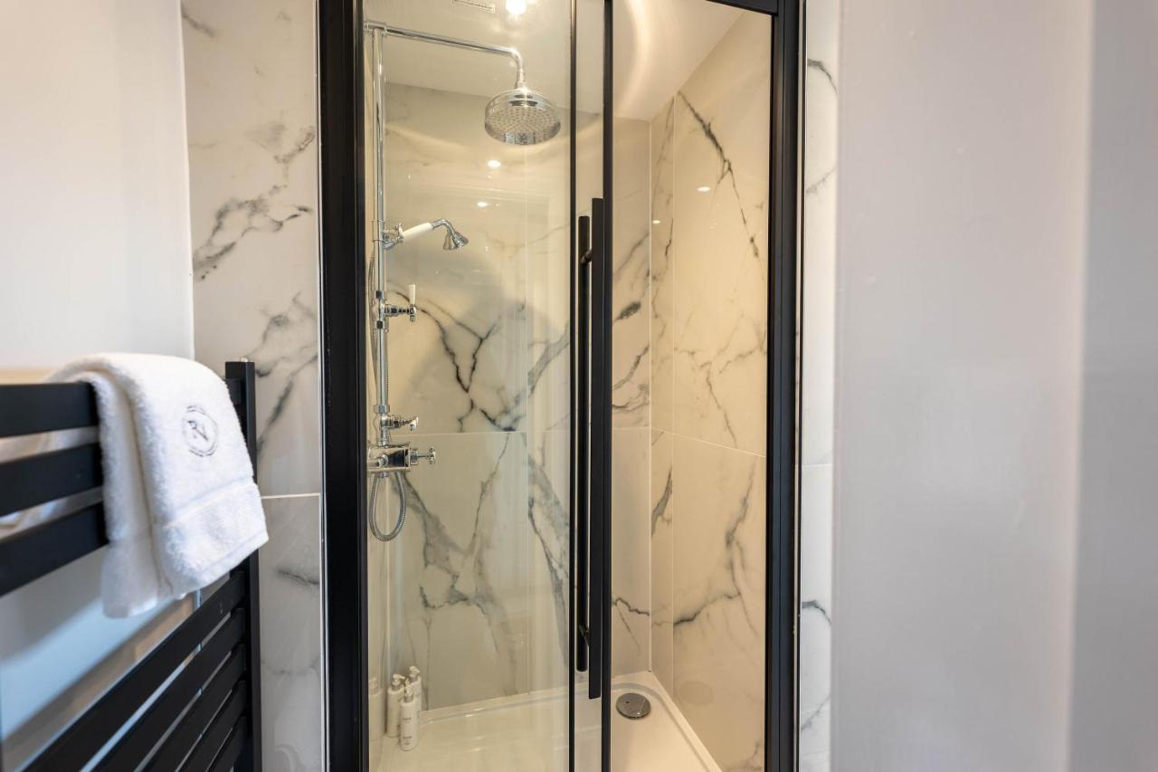 Righ Properties - Luxurious City Centre Three Bedroom Apartment Единбург Екстер'єр фото
